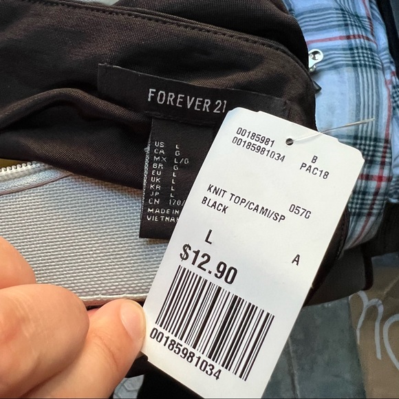 MOVING SALE! Forever 21 lace crop top - Picture 5 of 5